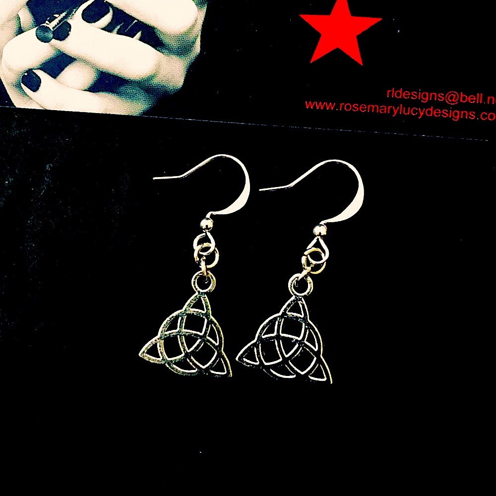 5/$30 Charmed trifecta witchy earrings NEW